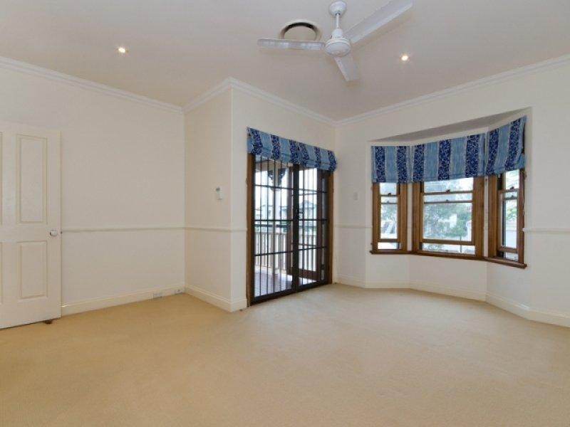 42 Lodge Road, Wooloowin QLD 4030