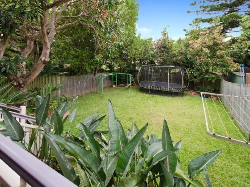 42 Lodge Road, Wooloowin QLD 4030