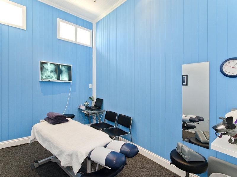 56 Lodge Road, Wooloowin QLD 4030