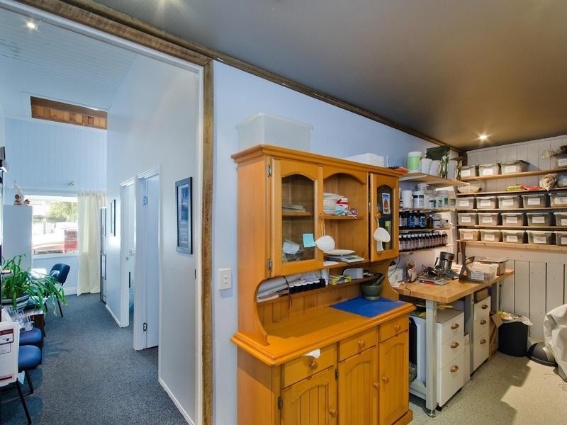 56 Lodge Road, Wooloowin QLD 4030