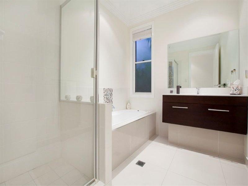 21 Prince Street, Grange QLD 4051