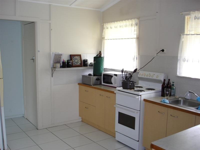 12 Ralph Street, Clontarf QLD 4019