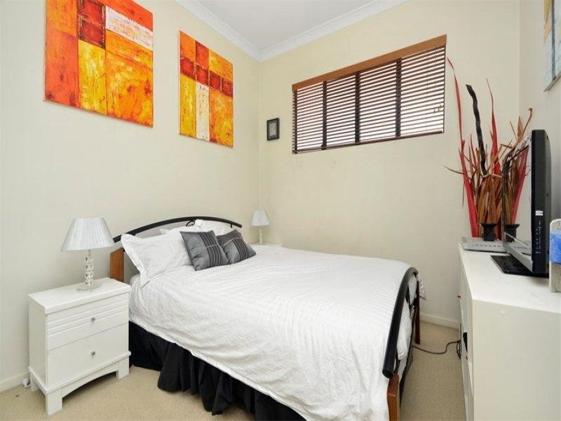 1/41 Rossiter Parade, Hamilton QLD 4007