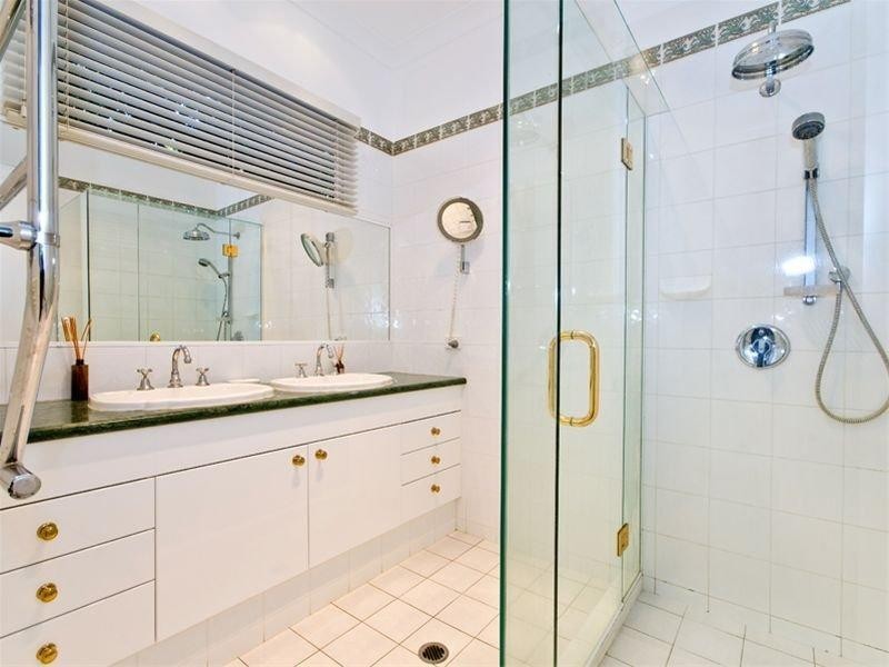 9 Dennison Street, Ascot QLD 4007