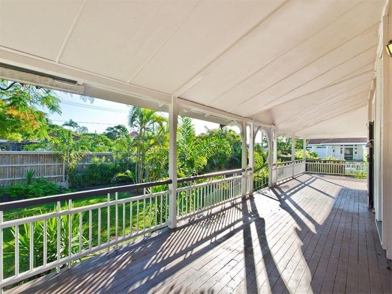 8 Keith Street, Clayfield QLD 4011