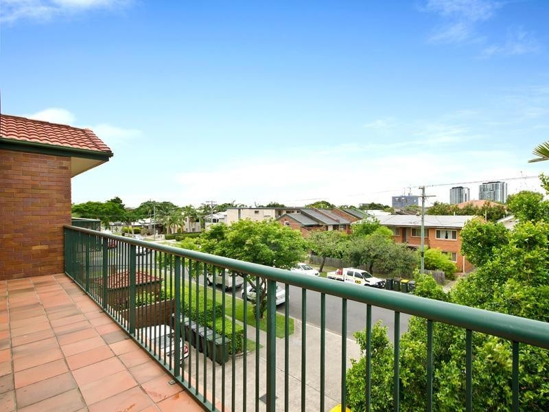 11/70 Beatrice Terrace, Ascot QLD 4007