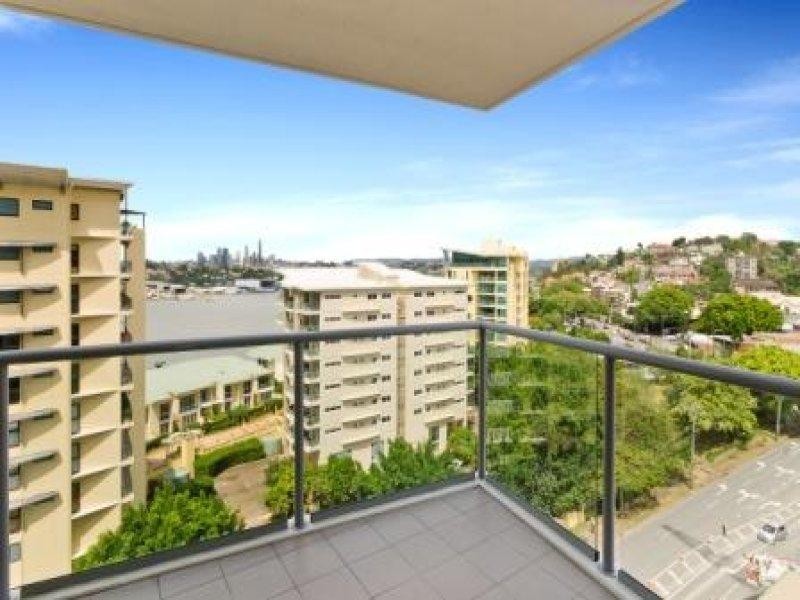 10913/8 Harbour Road, Hamilton QLD 4007