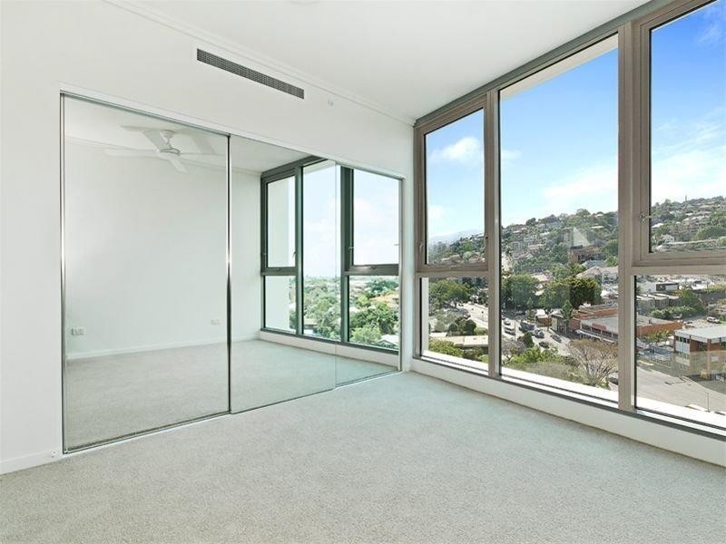 10913/8 Harbour Road, Hamilton QLD 4007