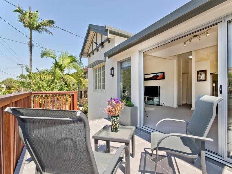 36 Winchester Street, Hamilton QLD 4007