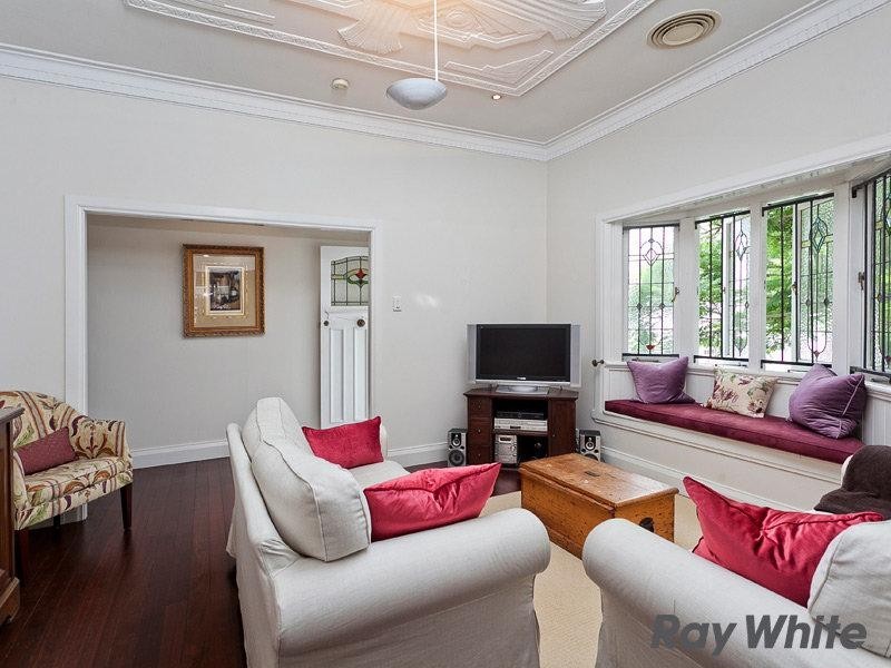 30 Enderley Avenue, Clayfield QLD 4011