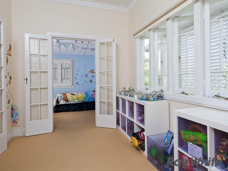 30 Enderley Avenue, Clayfield QLD 4011