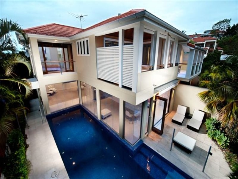 8 Beaufort Lane, Clayfield QLD 4011