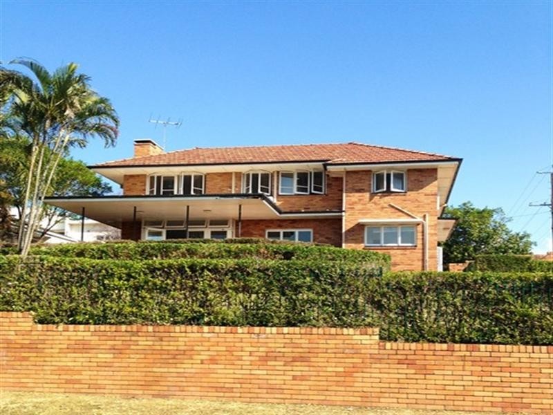 19 Circe Street, Hamilton QLD 4007