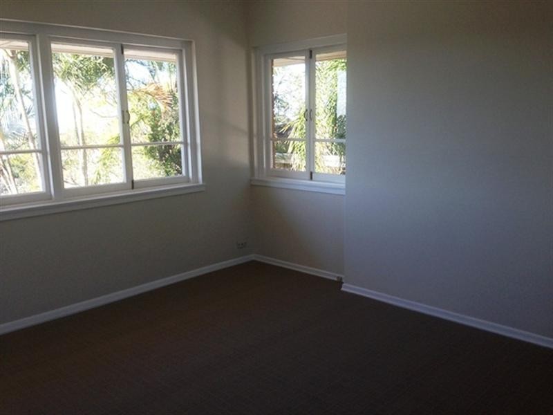 19 Circe Street, Hamilton QLD 4007