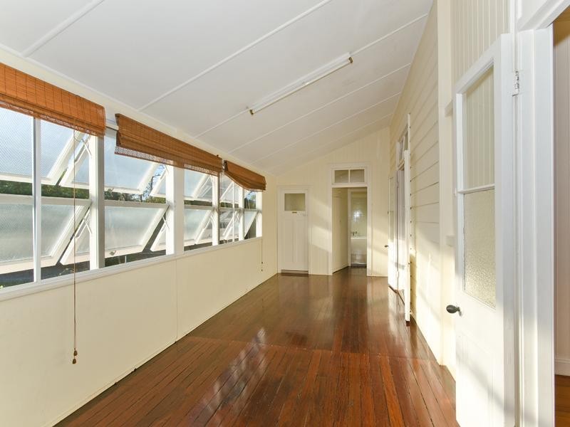 8 Keith Street, Clayfield QLD 4011