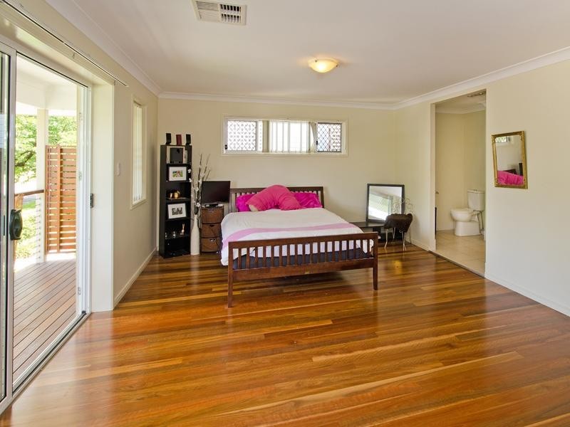 94 Jackson Street, Hamilton QLD 4007