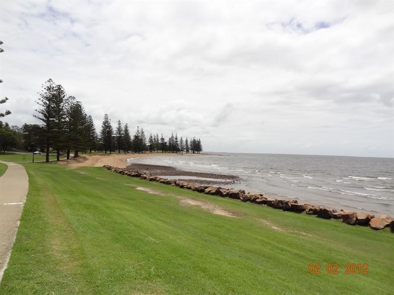 10 Cole Street, Scarborough QLD 4020