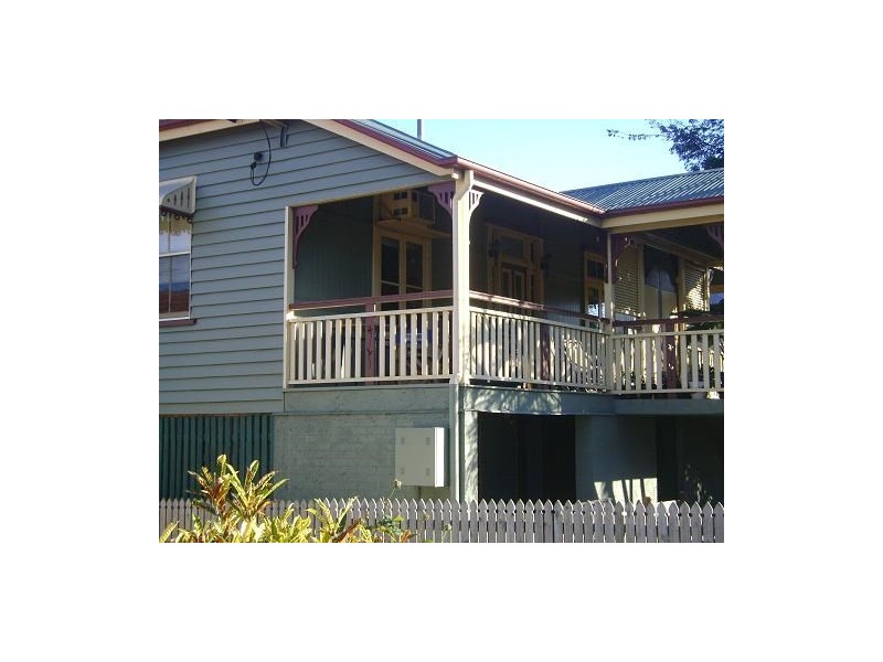 18 Hunt Street, Hamilton QLD 4007