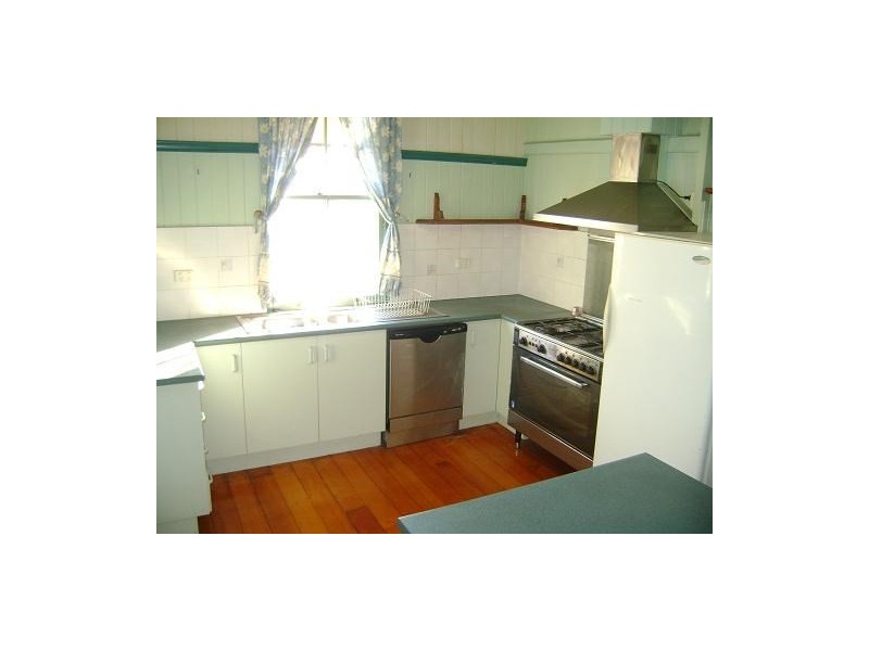 18 Hunt Street, Hamilton QLD 4007