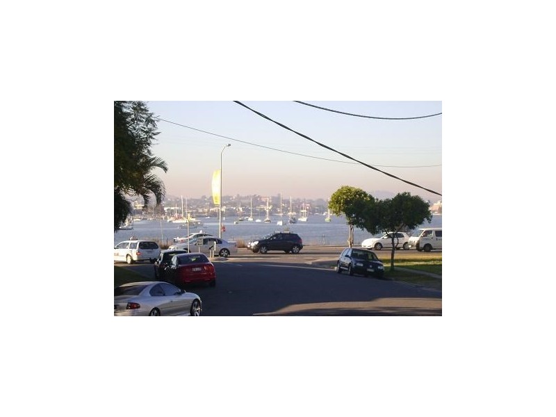 18 Hunt Street, Hamilton QLD 4007