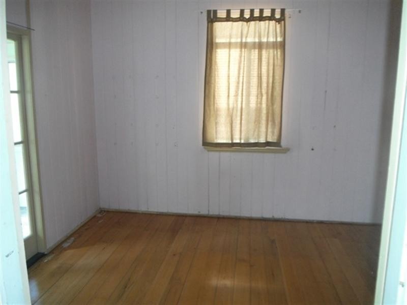 56 Winchester Street, Hamilton QLD 4007