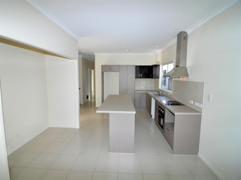 316 Rode Road, Wavell Heights QLD 4012