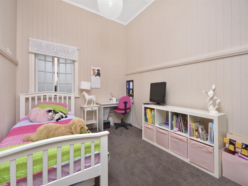 52 Woodville Street, Hendra QLD 4011