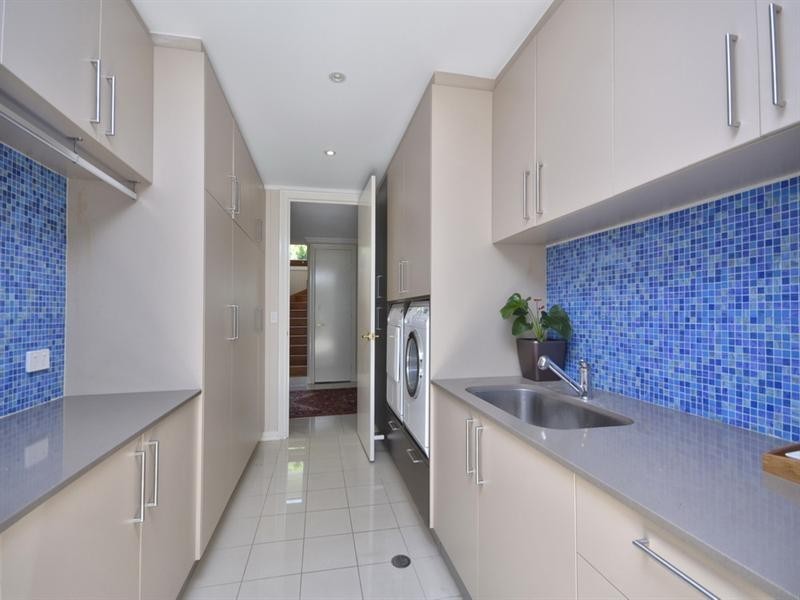 52 Woodville Street, Hendra QLD 4011