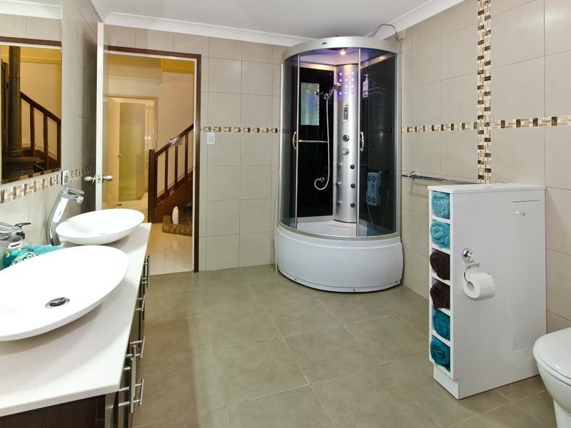 173 Lochinvar Road, Upper Kedron QLD 4055