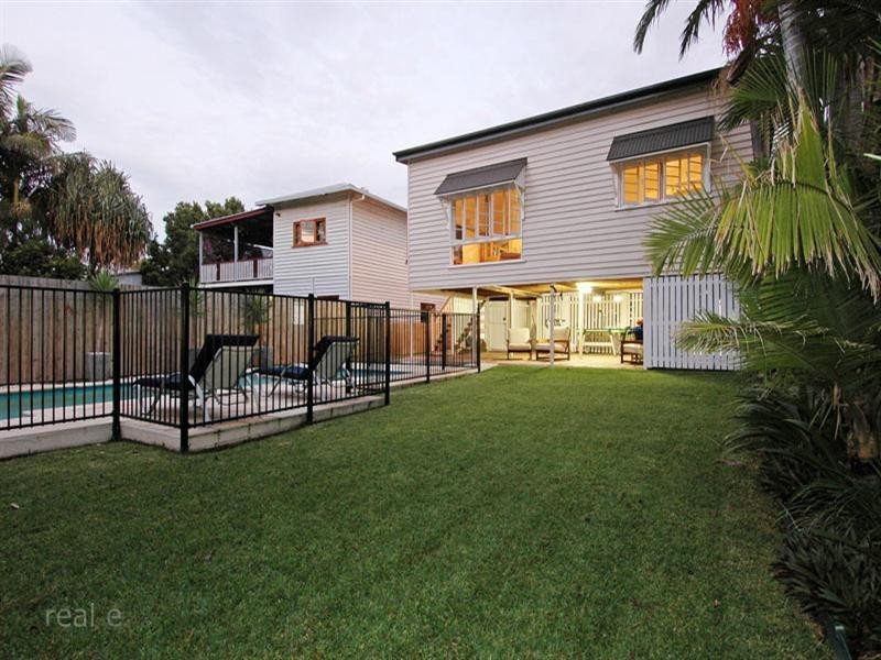 109 Mein Street, Hendra QLD 4011