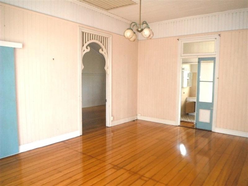 36 Crescent Road, Hamilton QLD 4007