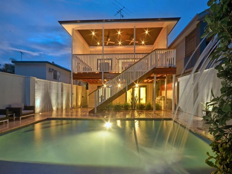 15 Blaikie Street, Hendra QLD 4011