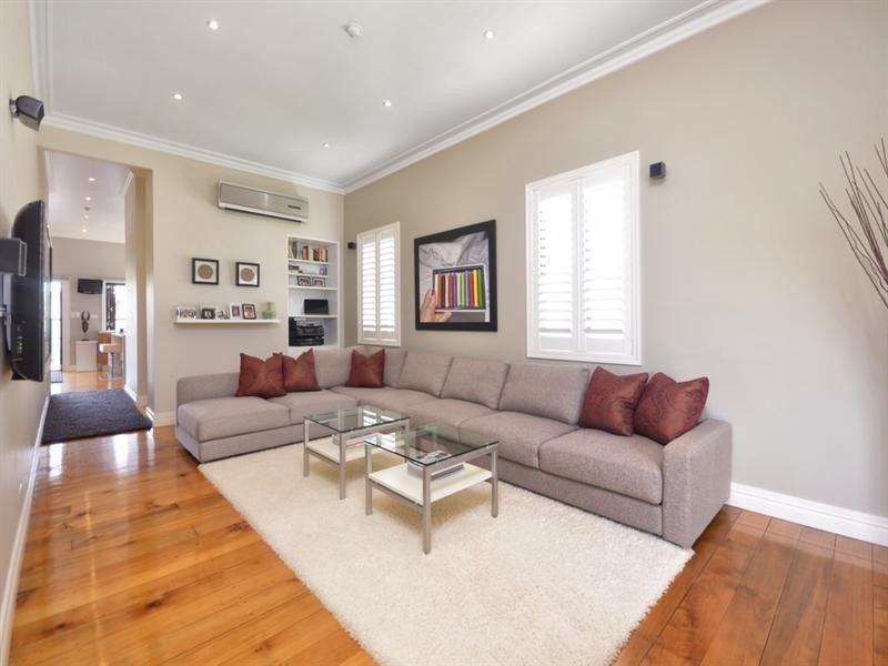 15 Blaikie Street, Hendra QLD 4011