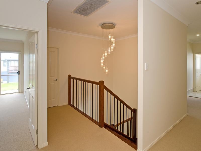 8 Blaikie Street, Hendra QLD 4011