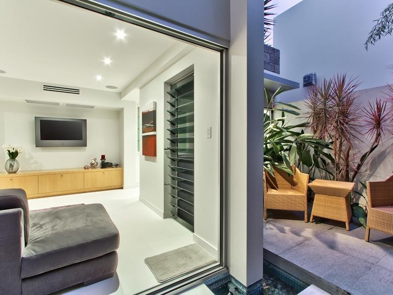 38 Grays Road, Hamilton QLD 4007