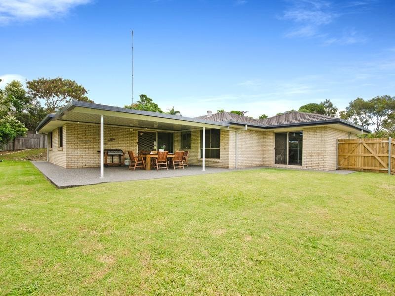 8 Valentino Close, Parkwood QLD 4214