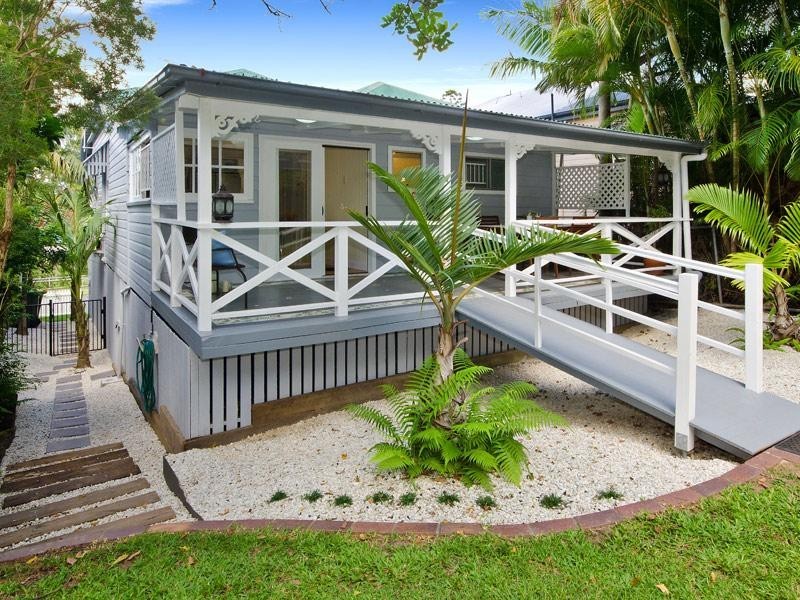 26 Ada Street, Windsor QLD 4030