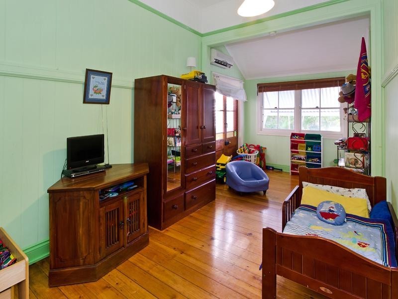 38 Thorrold Street, Wooloowin QLD 4030