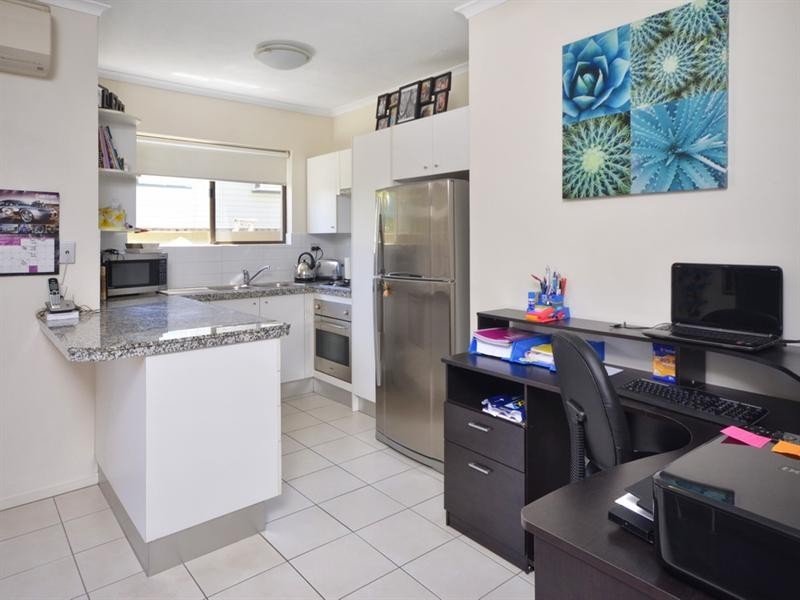 1/23 Winchester Street, Hamilton QLD 4007