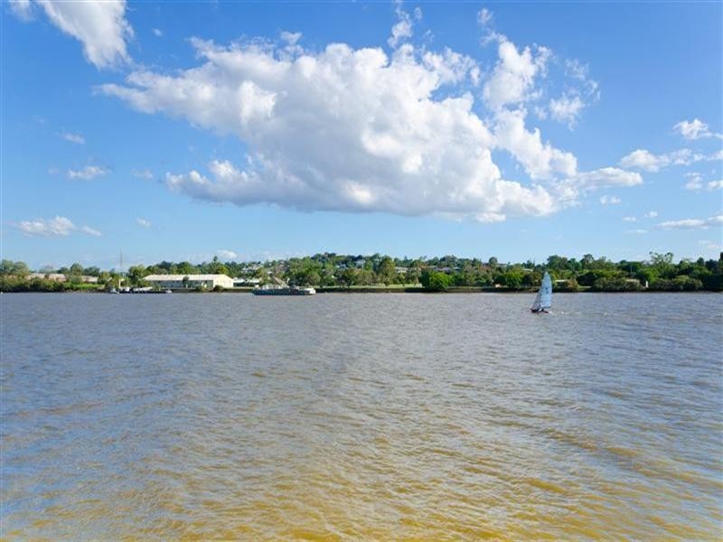 810/35 Harbour Road, Hamilton QLD 4007