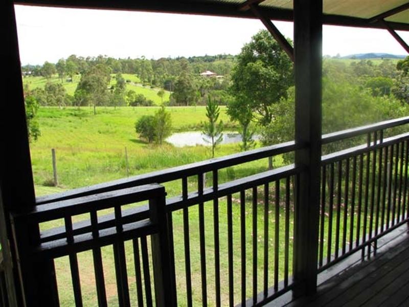 127 Thomason Road, Traveston QLD 4570