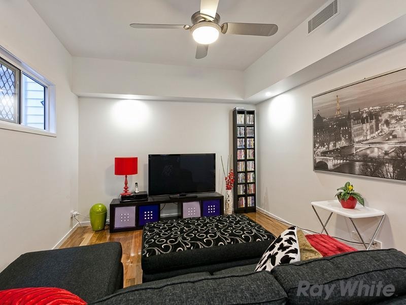 27 Vale Street, Wilston QLD 4051