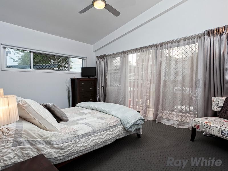 27 Vale Street, Wilston QLD 4051