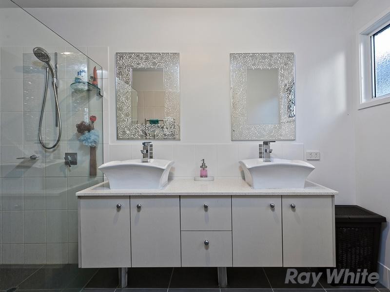 27 Vale Street, Wilston QLD 4051