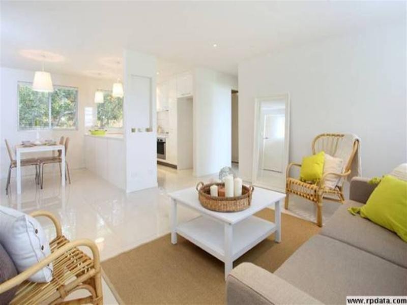 3/104 Windermere Road, Hamilton QLD 4007