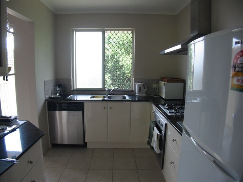 9 Rossiter Parade, Hamilton QLD 4007