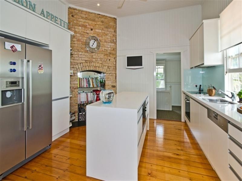 10 Madden Street, Albion QLD 4010