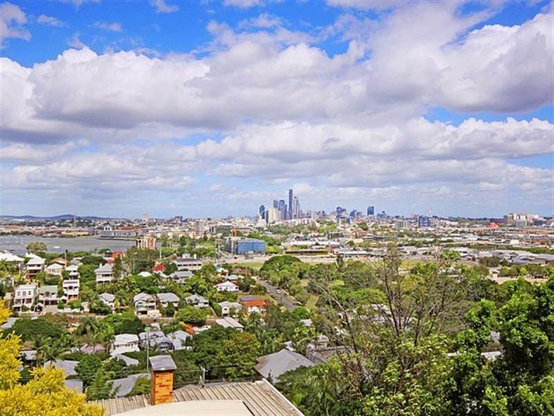 5 Comus Crescent, Ascot QLD 4007