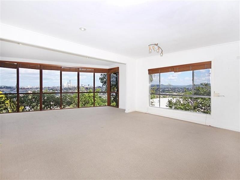 5 Comus Crescent, Ascot QLD 4007