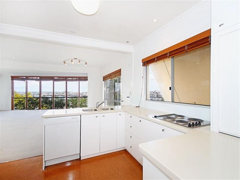 5 Comus Crescent, Ascot QLD 4007
